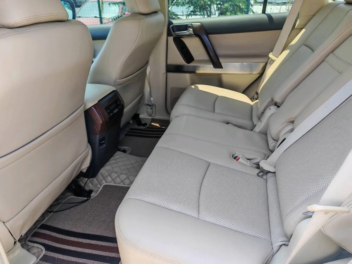 Toyota ( ) 2015 4000 10