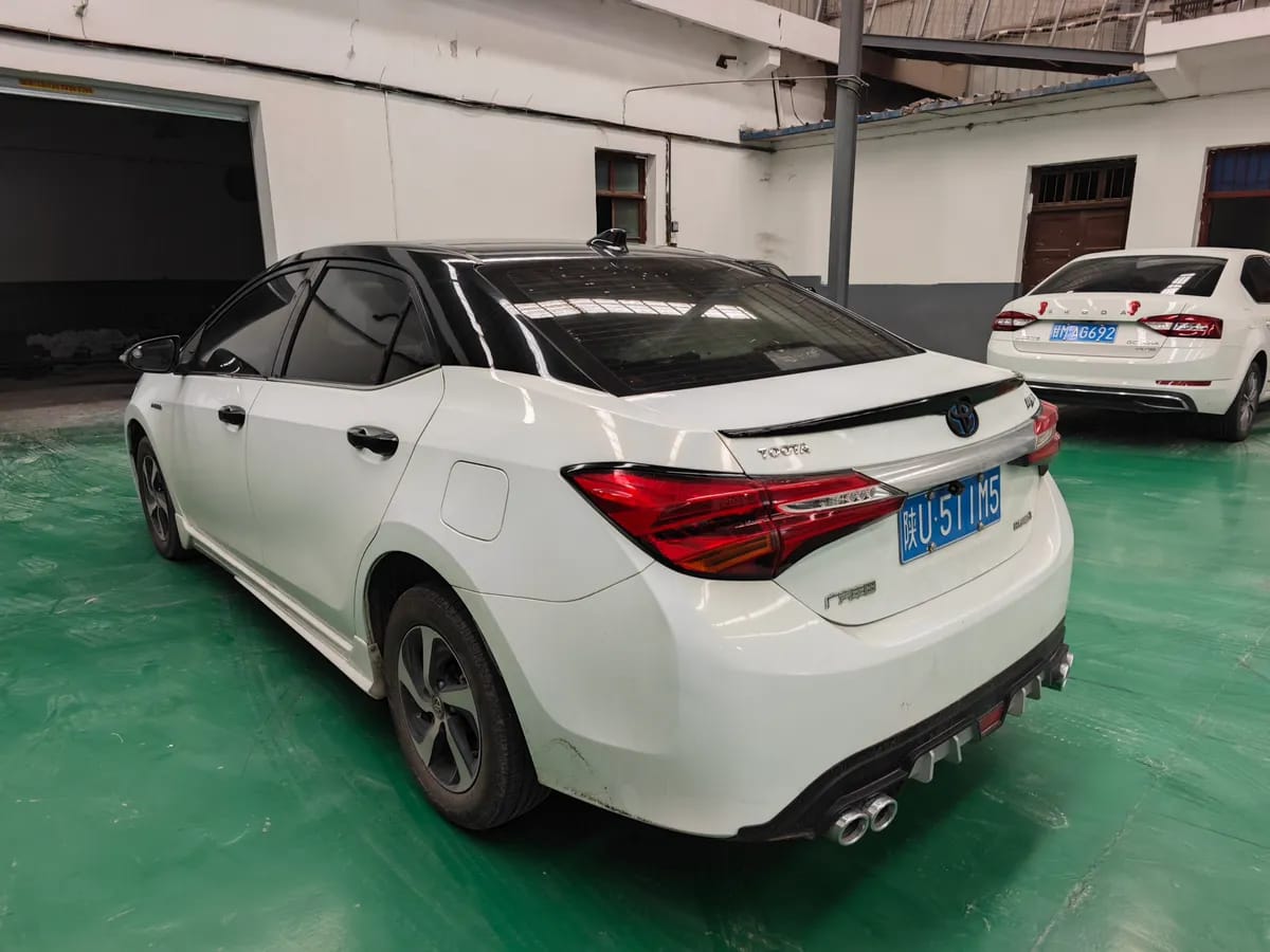 Toyota 2017 1.8H GS E-CVT V 6