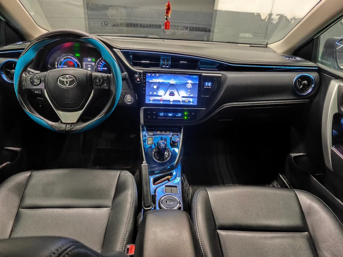 Toyota 2017 1.8H GS E-CVT V 10