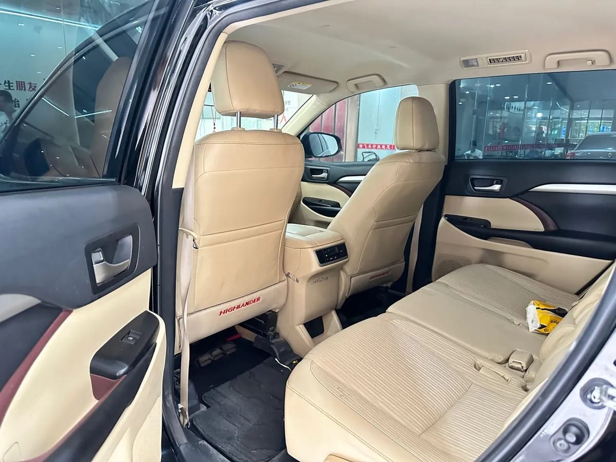 Toyota 2017 2.0T 5 6