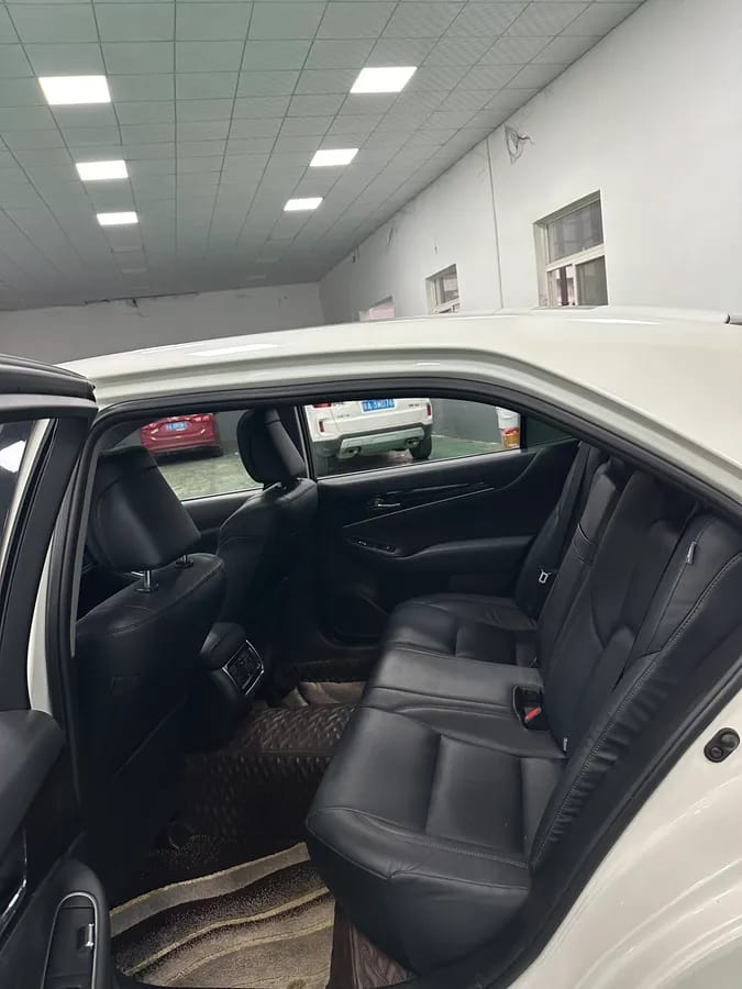 Toyota 2018 2.0T 8