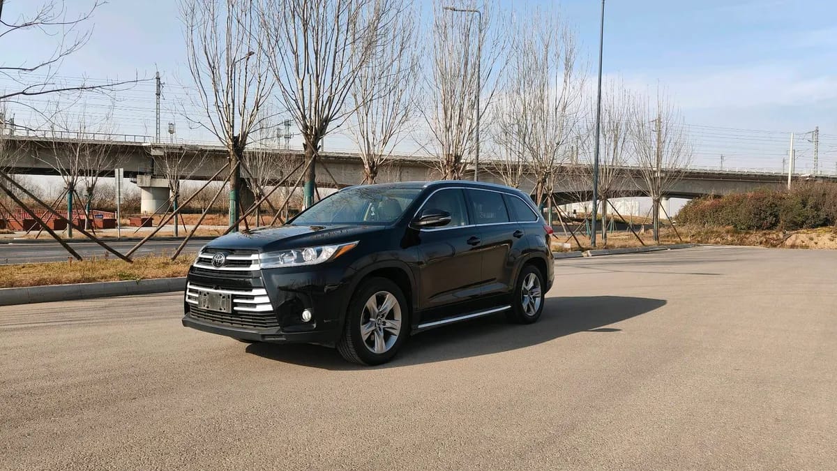 Toyota 2018 2.0T 7 V