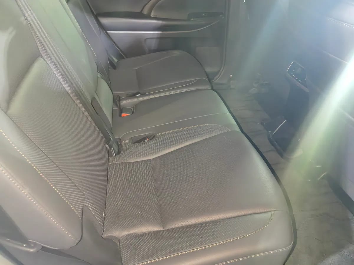 Toyota 2018 2.0T 7 VI 7
