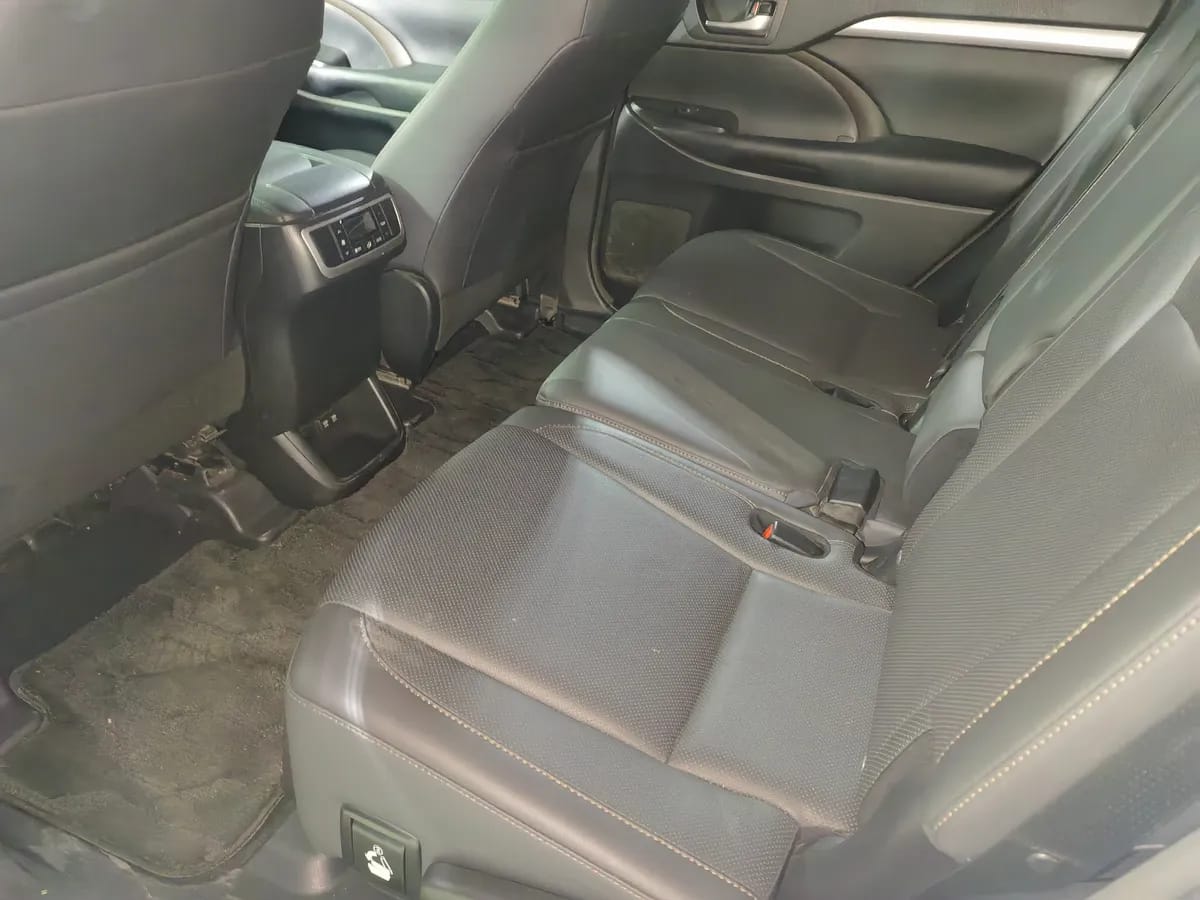 Toyota 2018 2.0T 7 VI 9