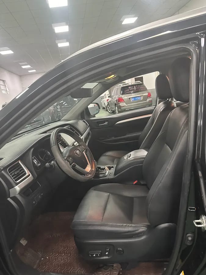 Toyota 2018 2.0T 7 VI 6