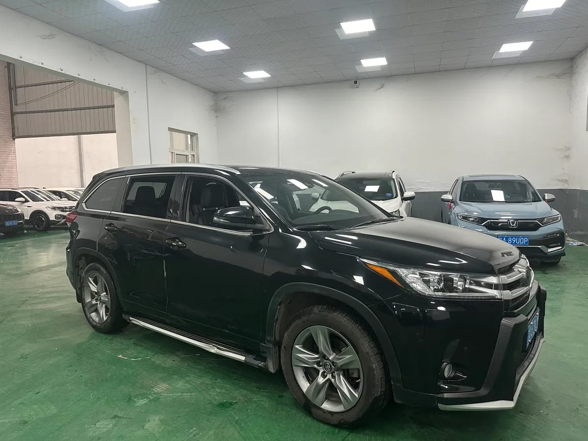 Toyota 2018 2.0T 7 VI 7
