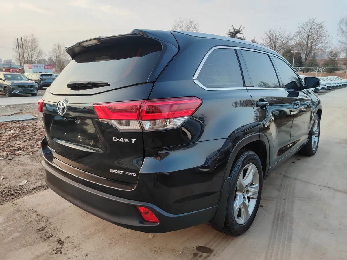 Toyota 2018 2.0T 7 VI 4
