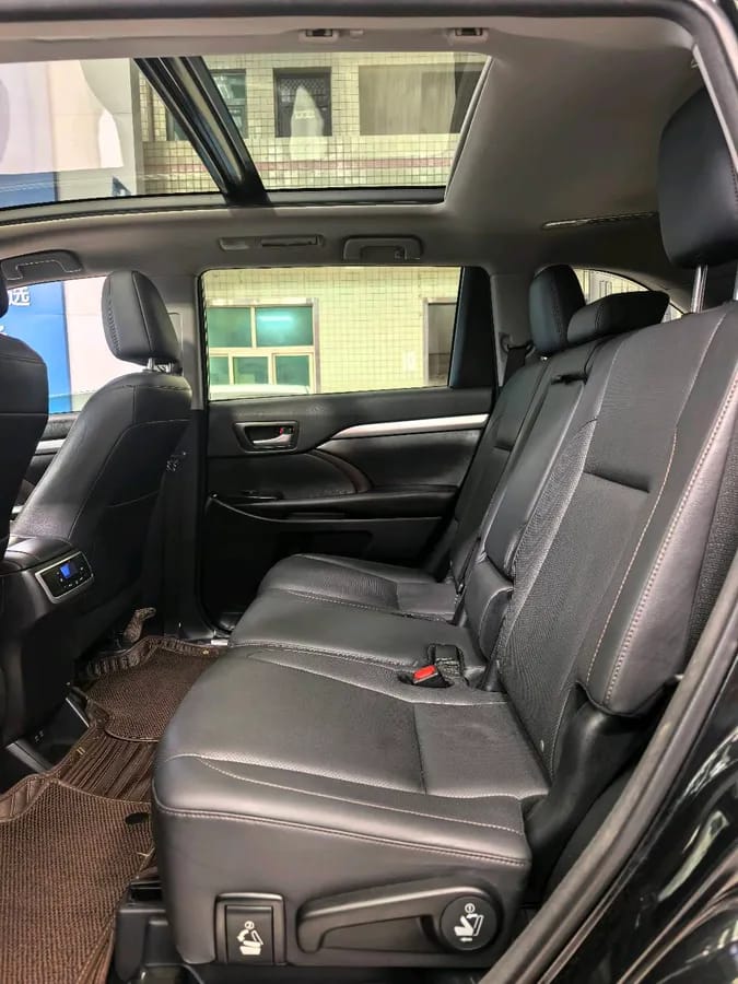 Toyota 2018 2.0T 7 VI 10