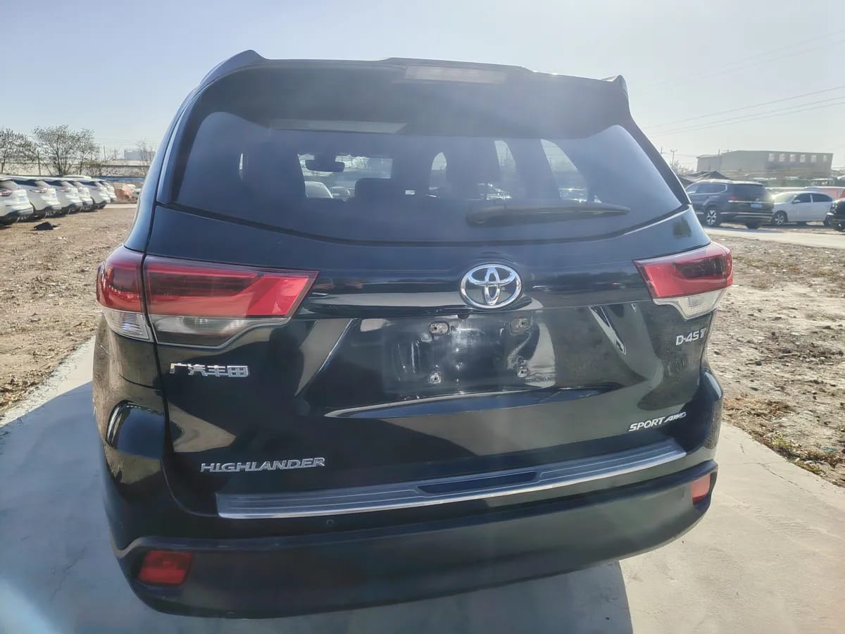Toyota 2021 2.0T 7 4