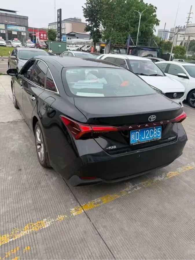 Toyota 2021 2.5L Touring SPORT 6