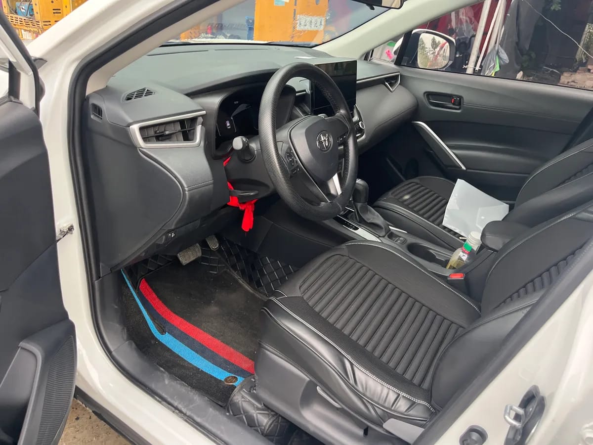 Toyota 2023 2.0L CVT 2
