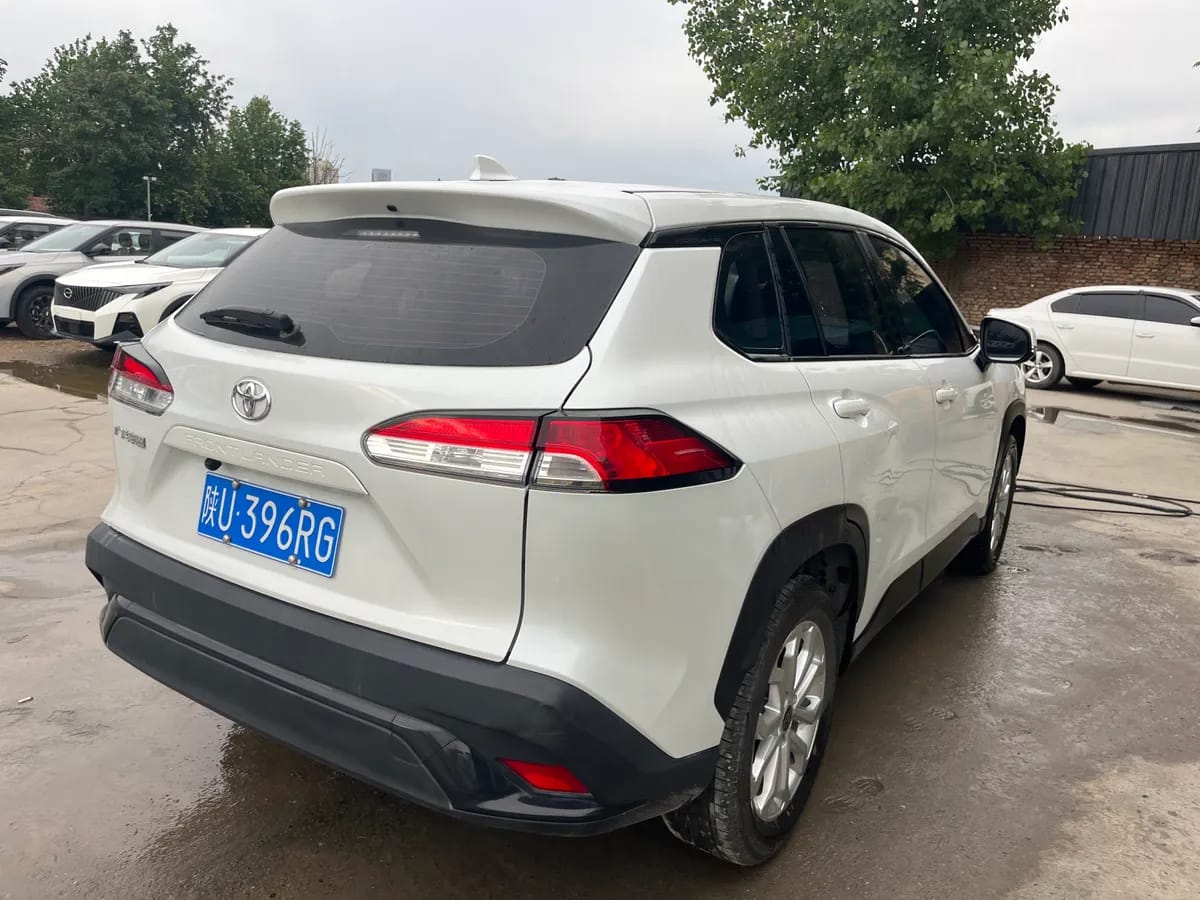 Toyota 2023 2.0L CVT 5