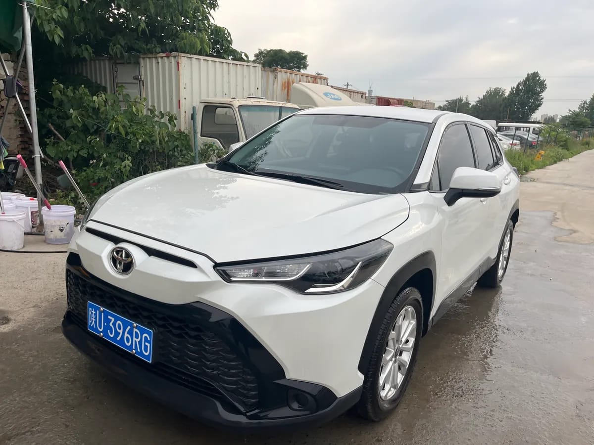 Toyota 2023 2.0L CVT 7