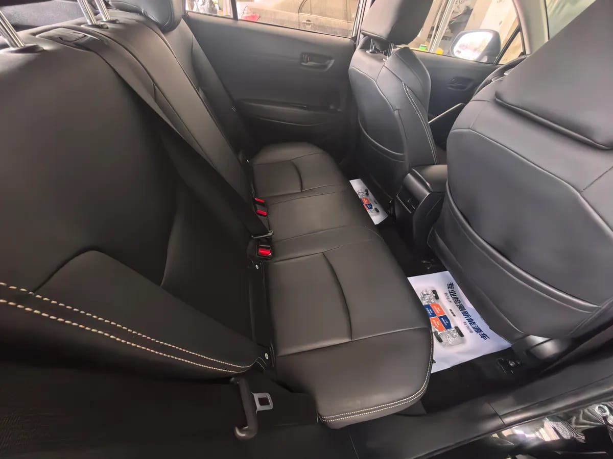 Toyota 2023 2.0L CVT 7