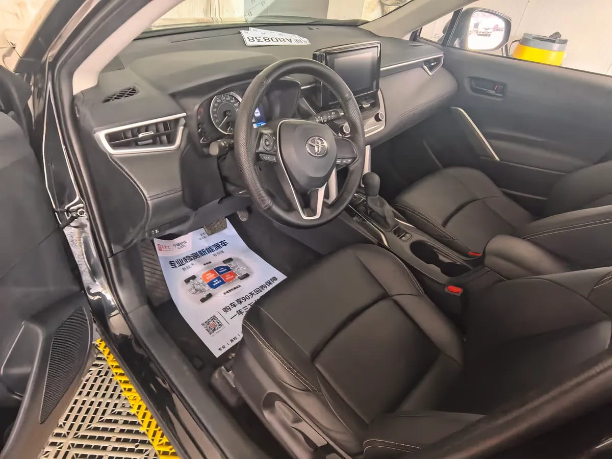 Toyota 2023 2.0L CVT 9