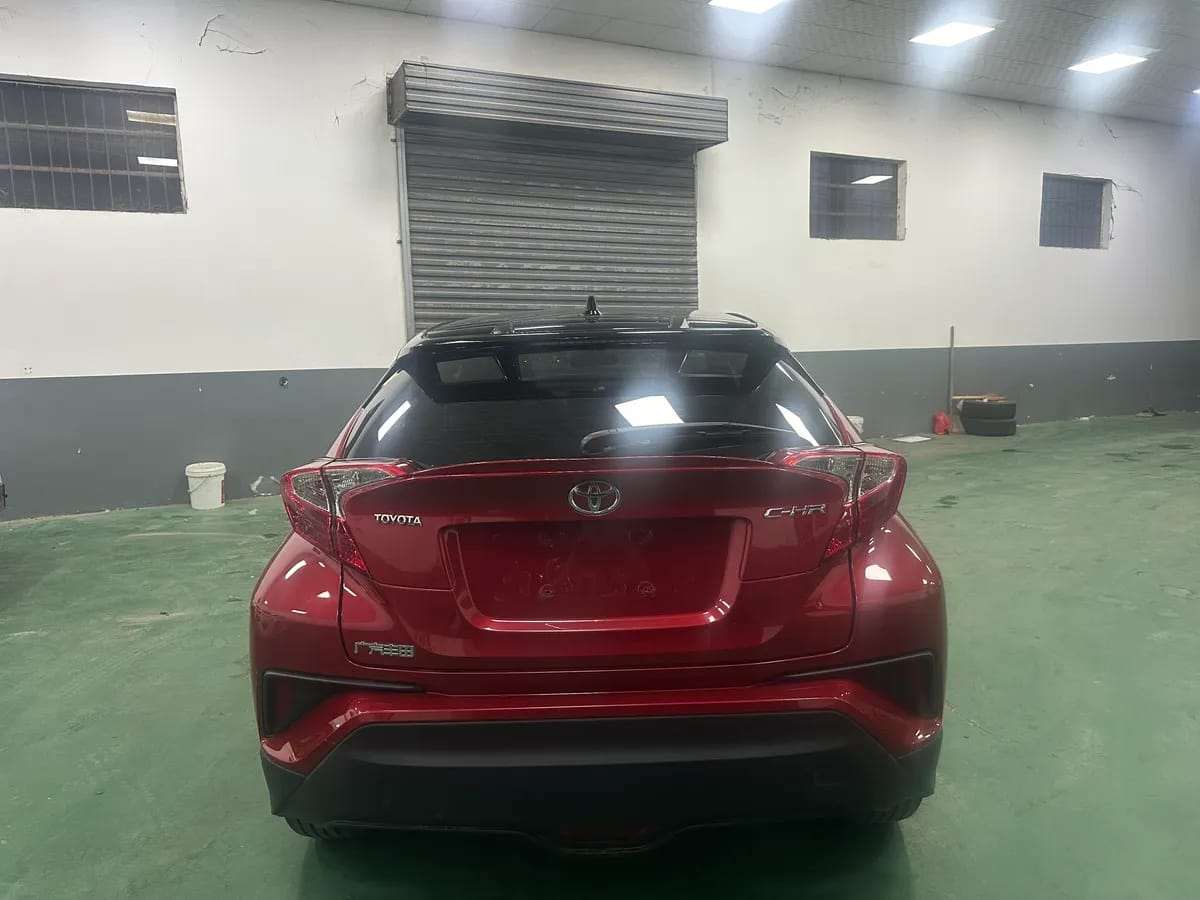Toyota C-HR 2020 2.0L 5
