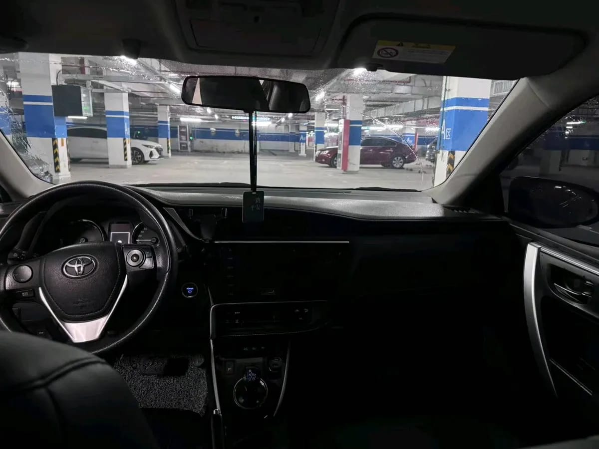 Toyota E+ + 2019 1.8PH GS E-CVT 5