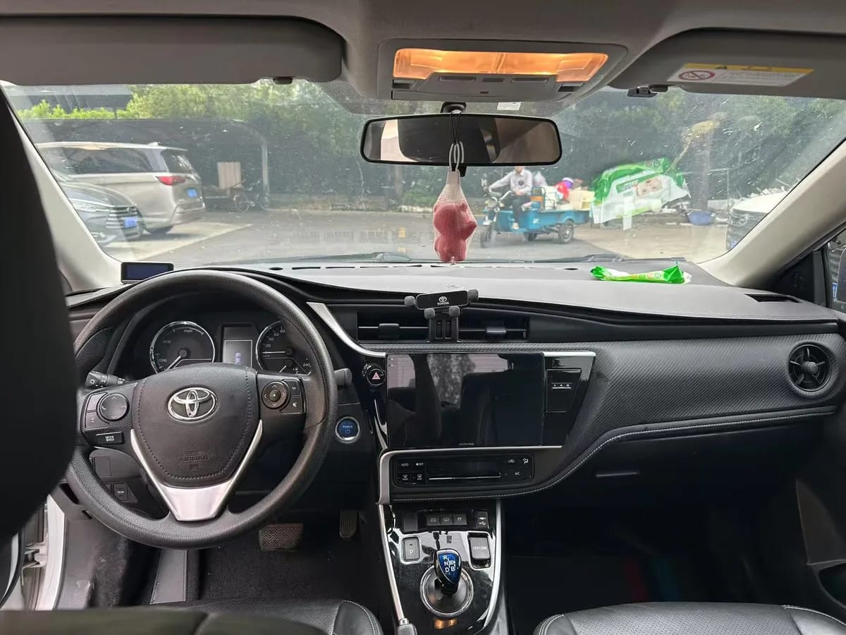 Toyota E+ 2019 1.8PH GS E-CVT 9
