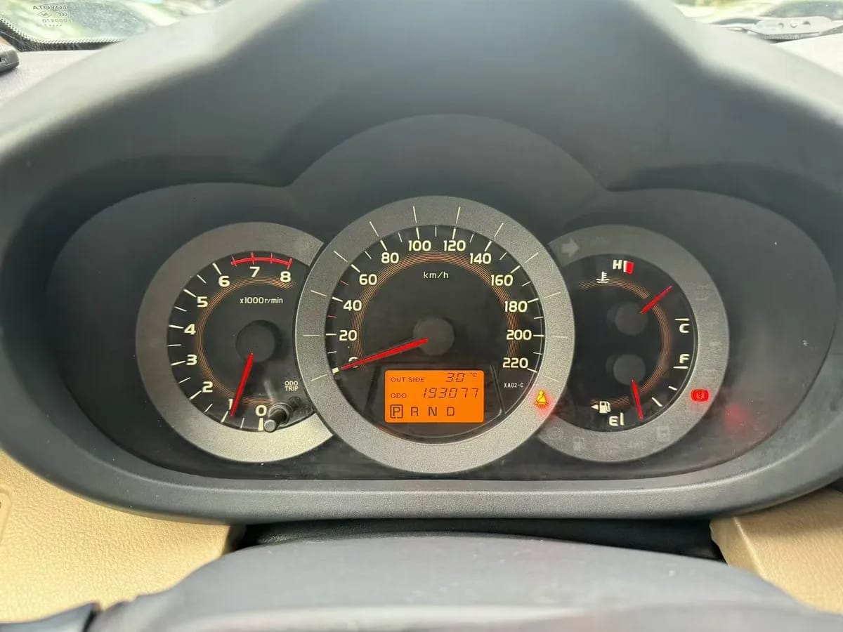 Toyota RAV4 2011 2.0L 4