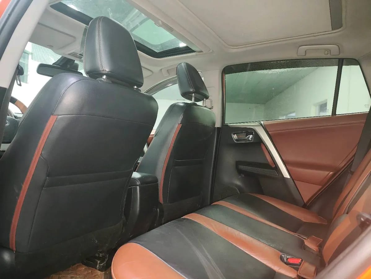 Toyota RAV4 2013 2.5L 10