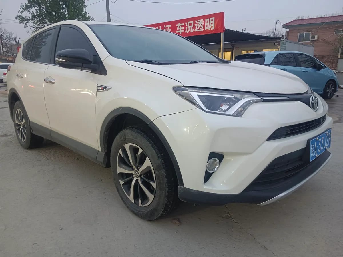 Toyota RAV4 2016 2.0L CVT V 2