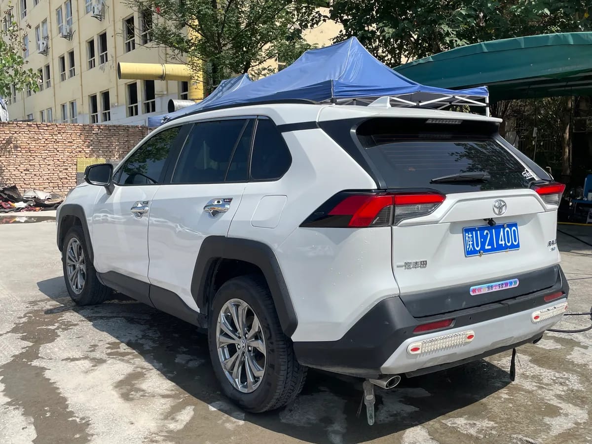 Toyota RAV4 2023 2.0L CVT Plus 7