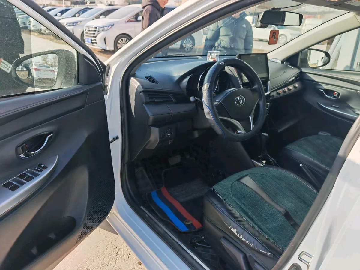 Toyota YARiS L 2016 1.5G CVT 3