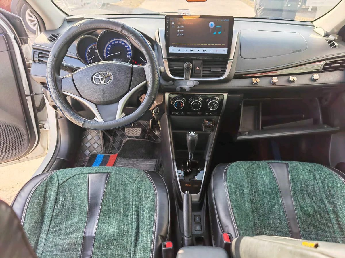 Toyota YARiS L 2016 1.5G CVT 6
