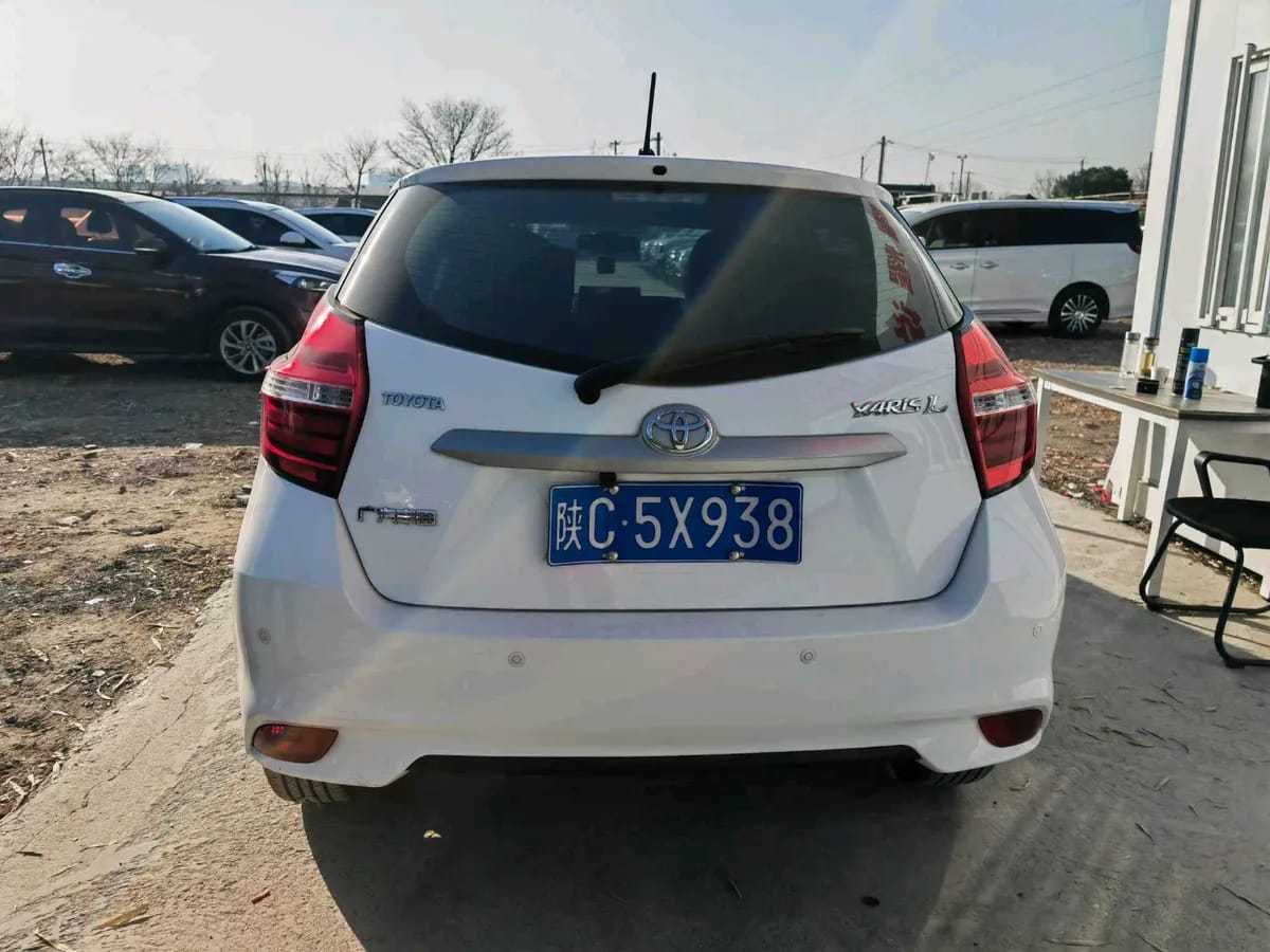 Toyota YARiS L 2016 1.5G CVT 7