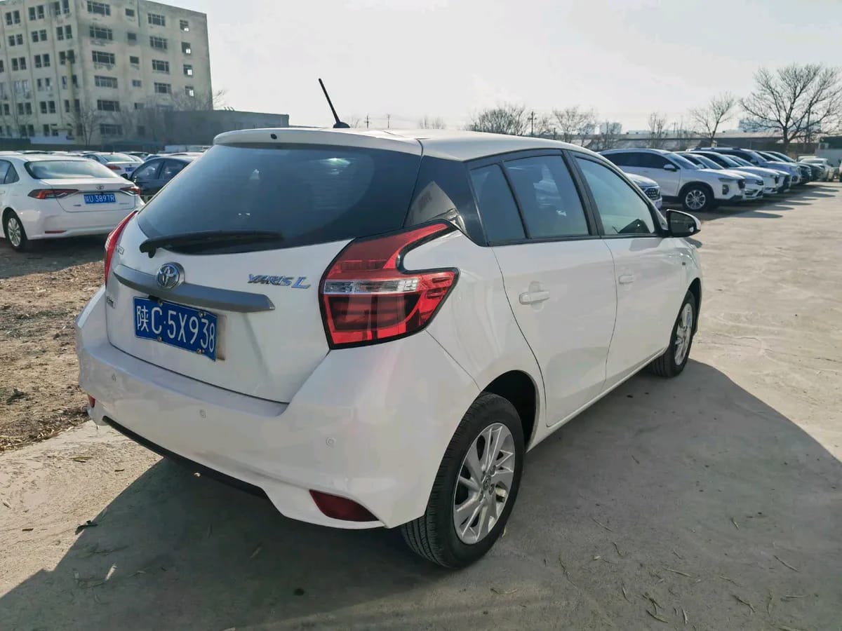 Toyota YARiS L 2016 1.5G CVT 8