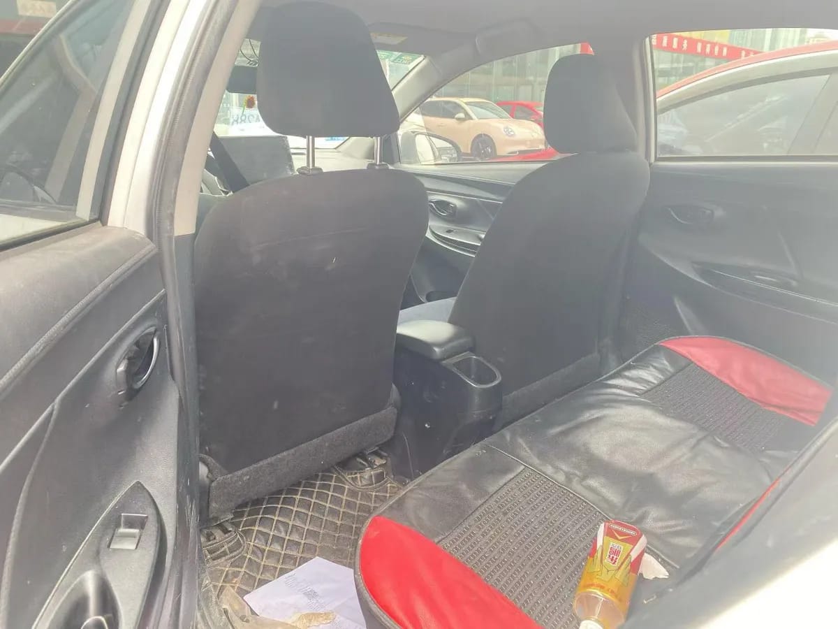 Toyota YARiS L 2020 1.5L CVT 4