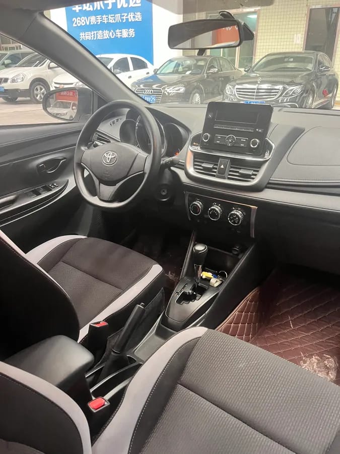 Toyota YARiS L 2021 X 1.5L CVT 5