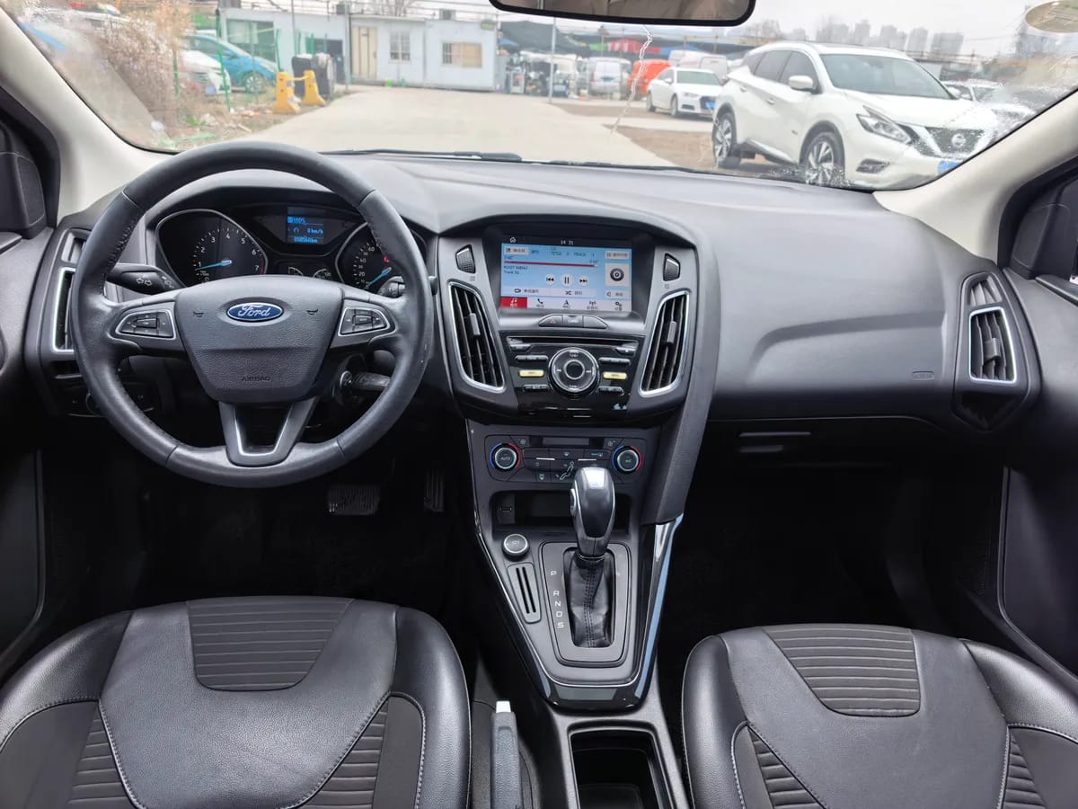 Ford Focus 2017 7