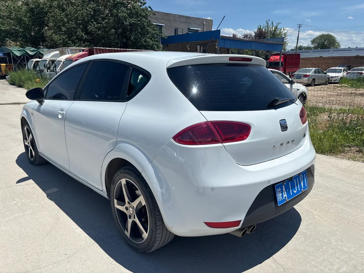 Seat LEON 2012 4