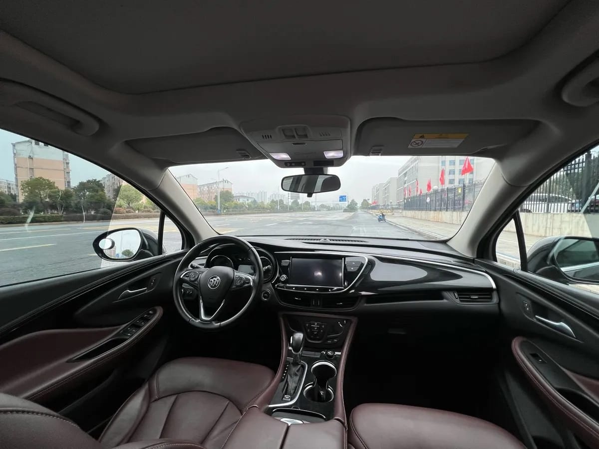 Buick Envision Plus 2021 4