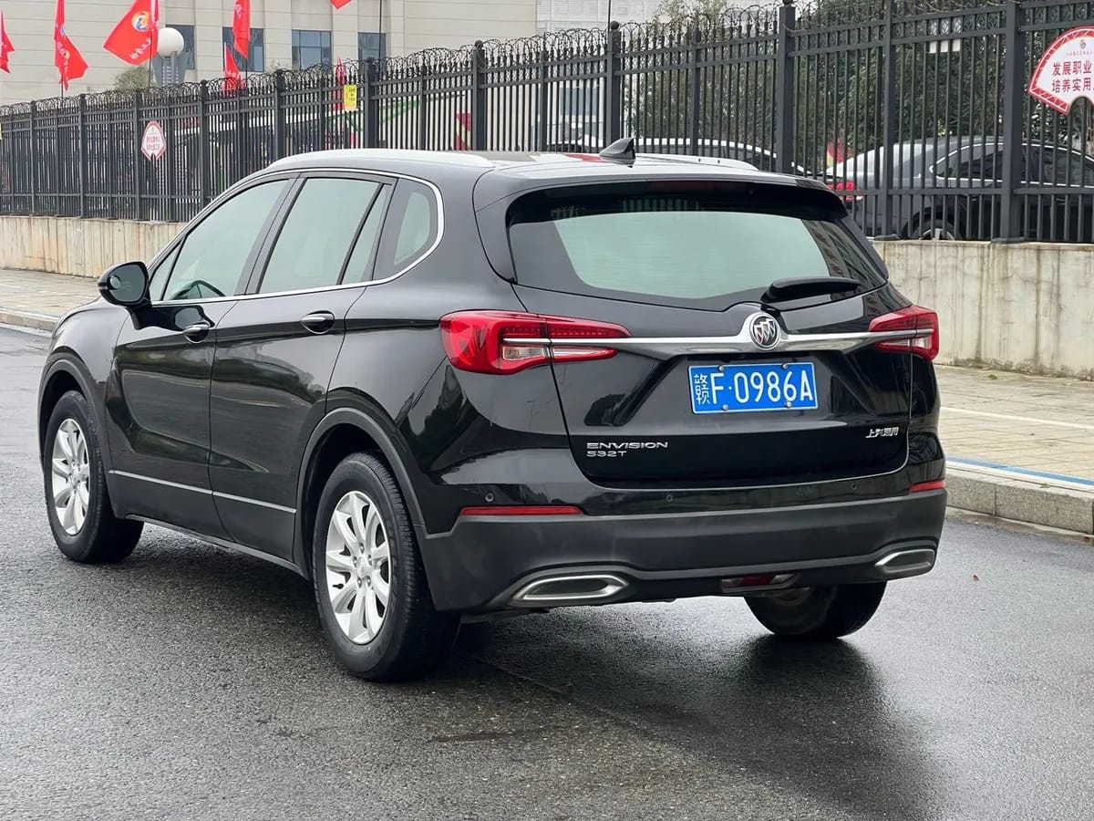 Buick Envision Plus 2021 8