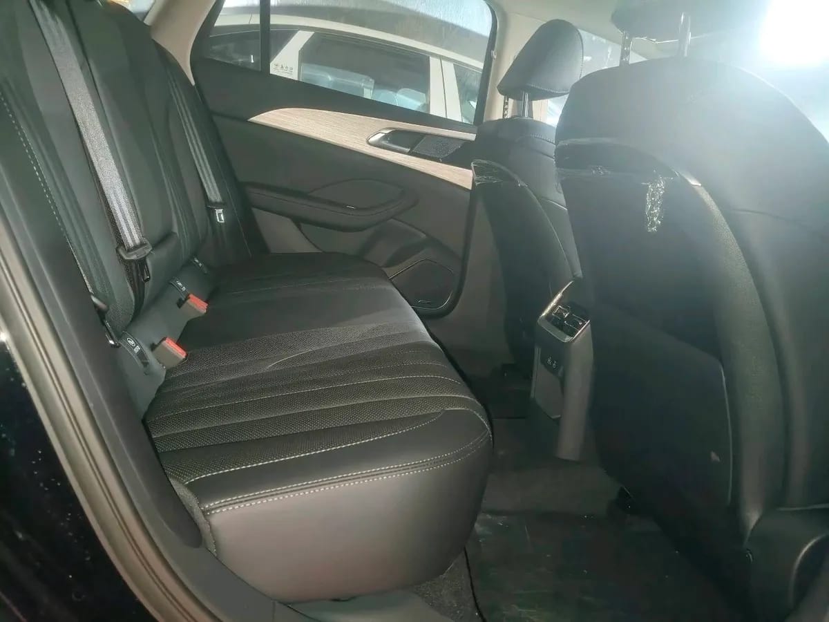 Hongqi H5 2025 3