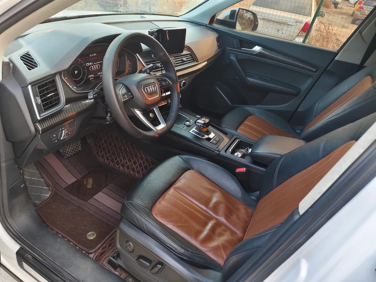 Audi Q5L 2020 7