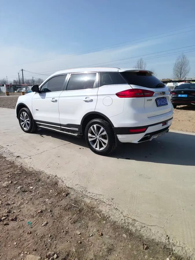 Geely Boyue 2016 4