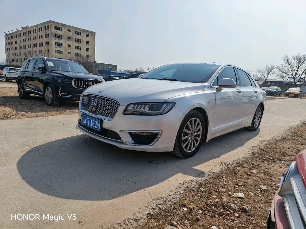 Lincoln MKZ 2020 6