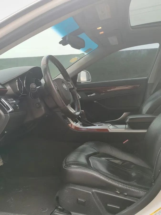 Cadillac CTS 2012 4