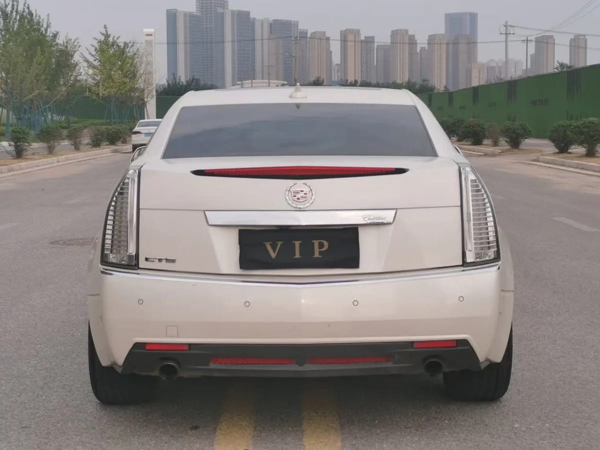 Cadillac CTS 2012 8