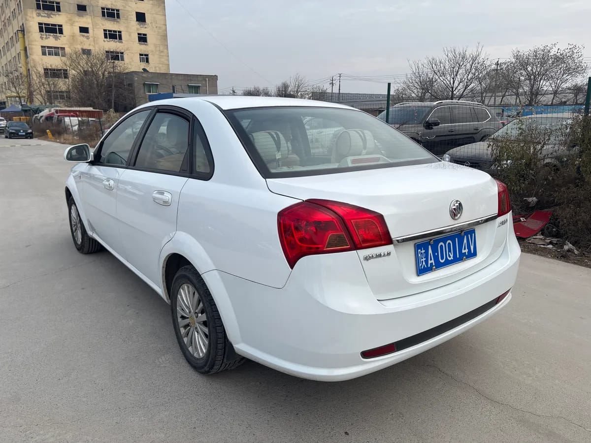 Buick Excelle 2015 3