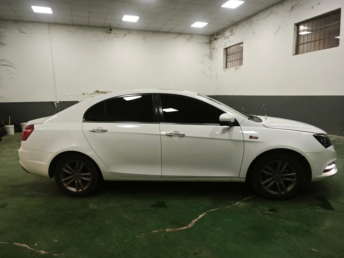 Geely Vision X3 2017 4