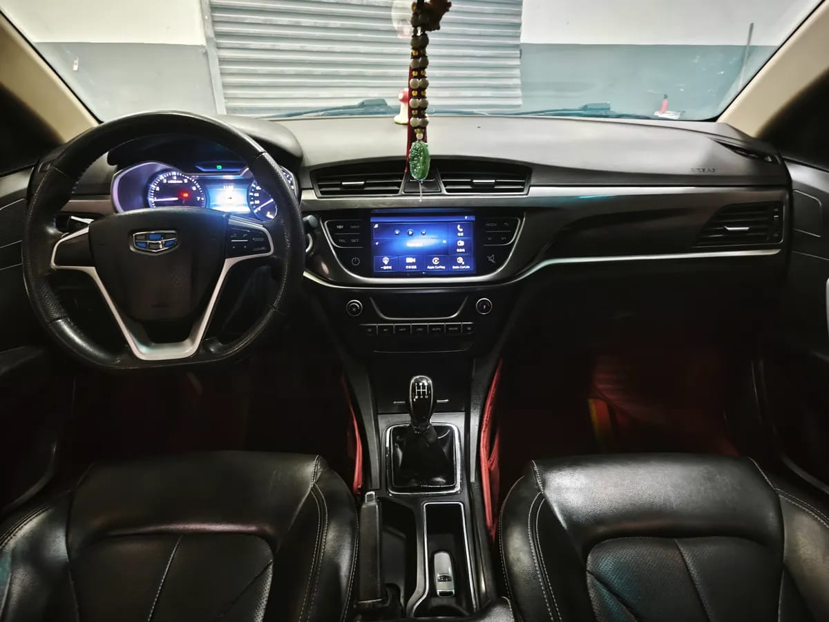 Geely Vision X3 2017 10