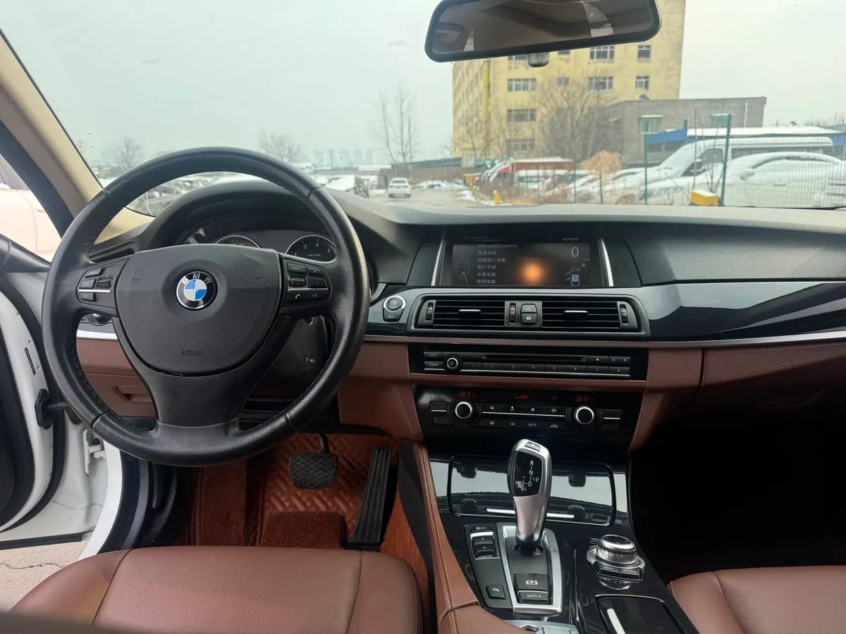 BMW 5 2014 4