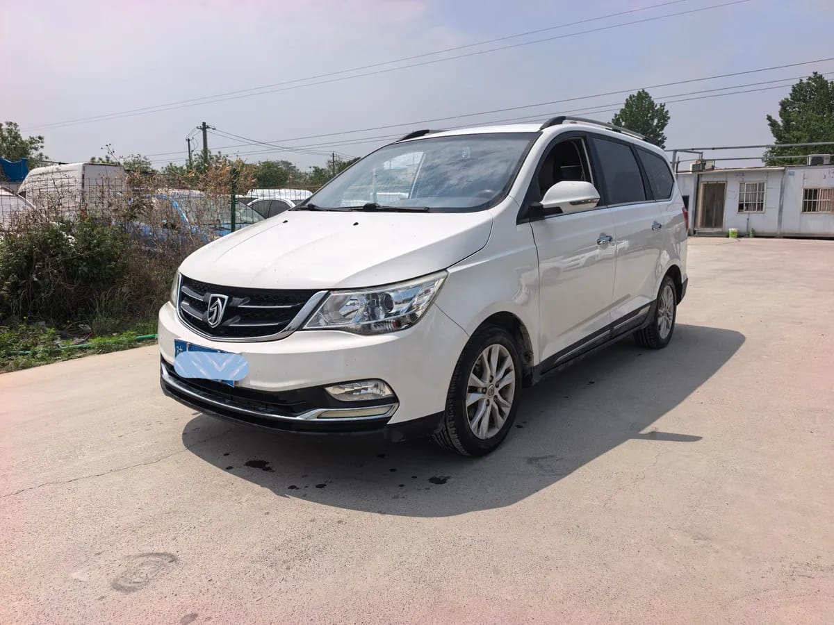 Baojun 730 2016 1