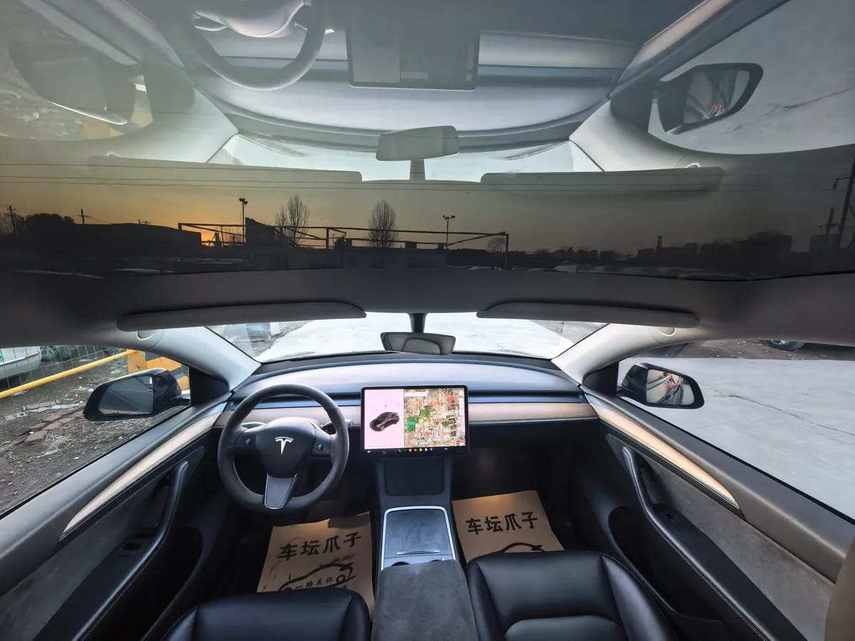 Tesla Model Y 2021 5