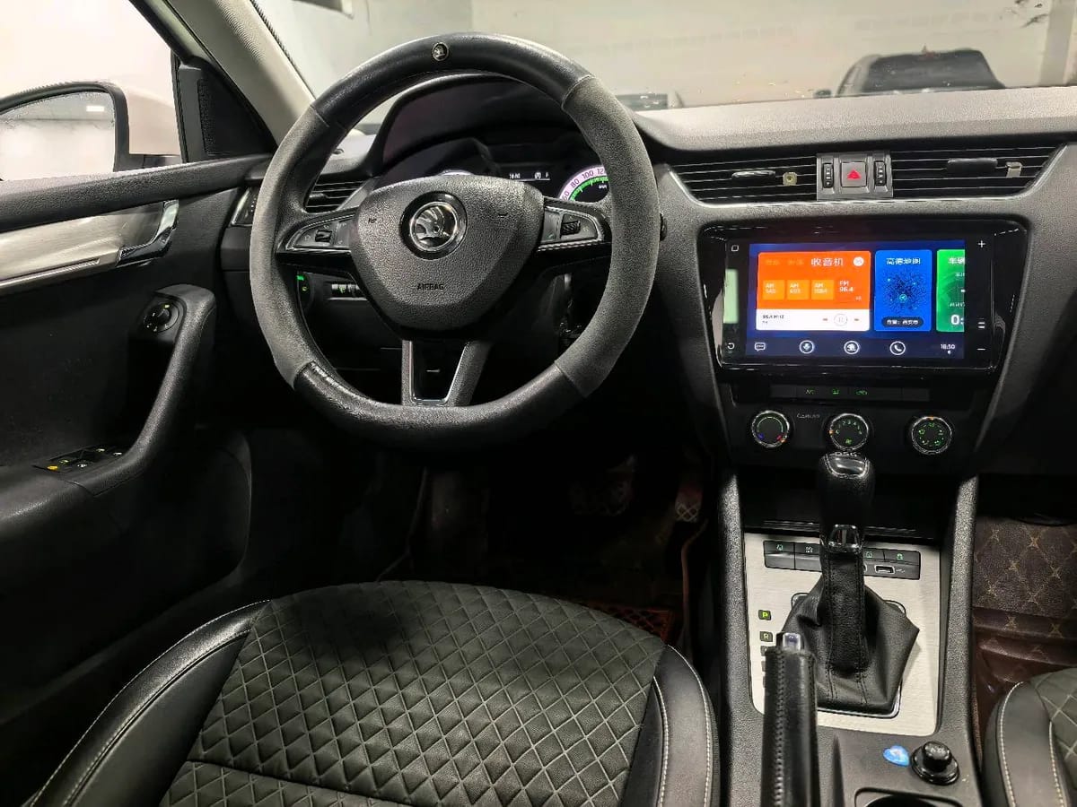 Skoda Octavia 2019 6