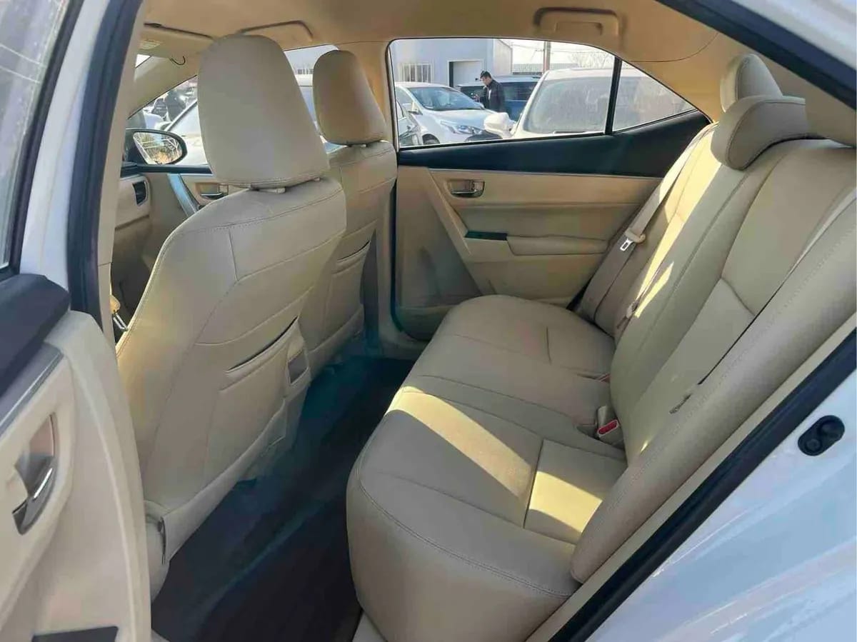 Toyota Corolla 2016 4